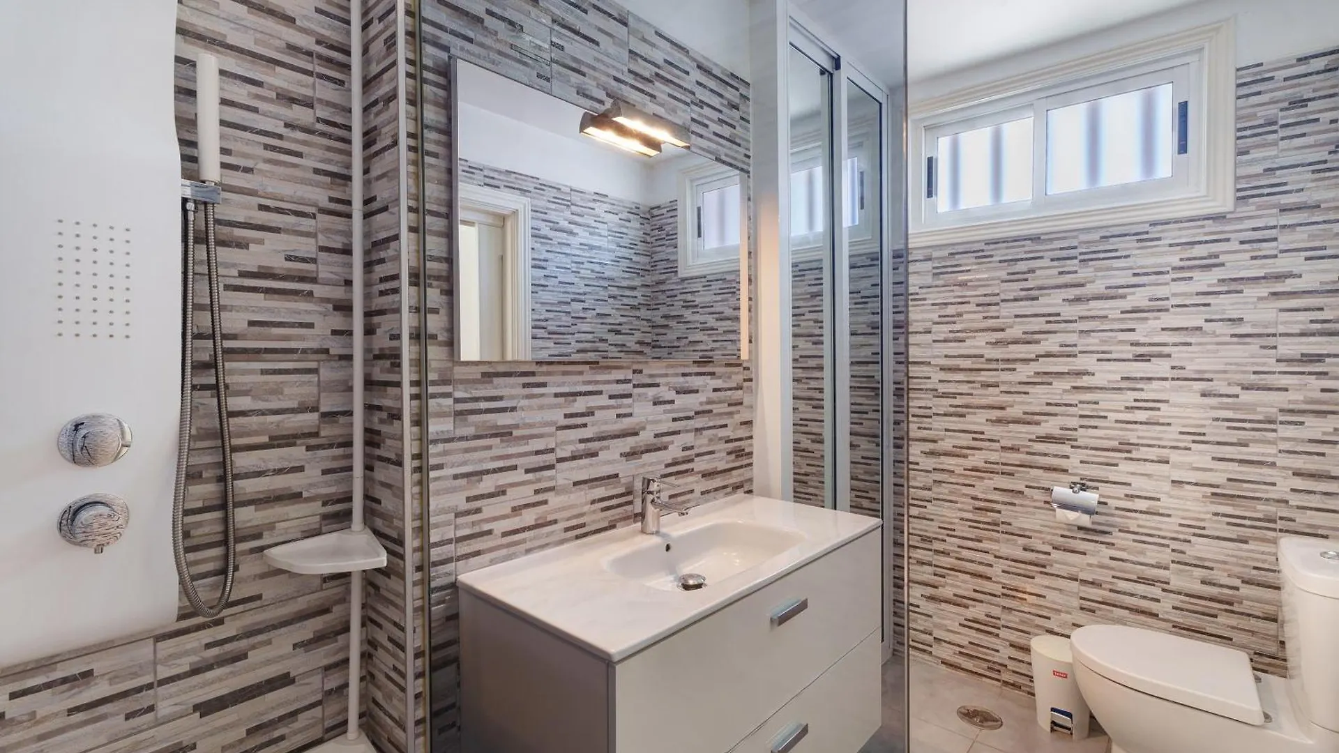 3 Bedrooms With Views أذيخي بيت للعطل