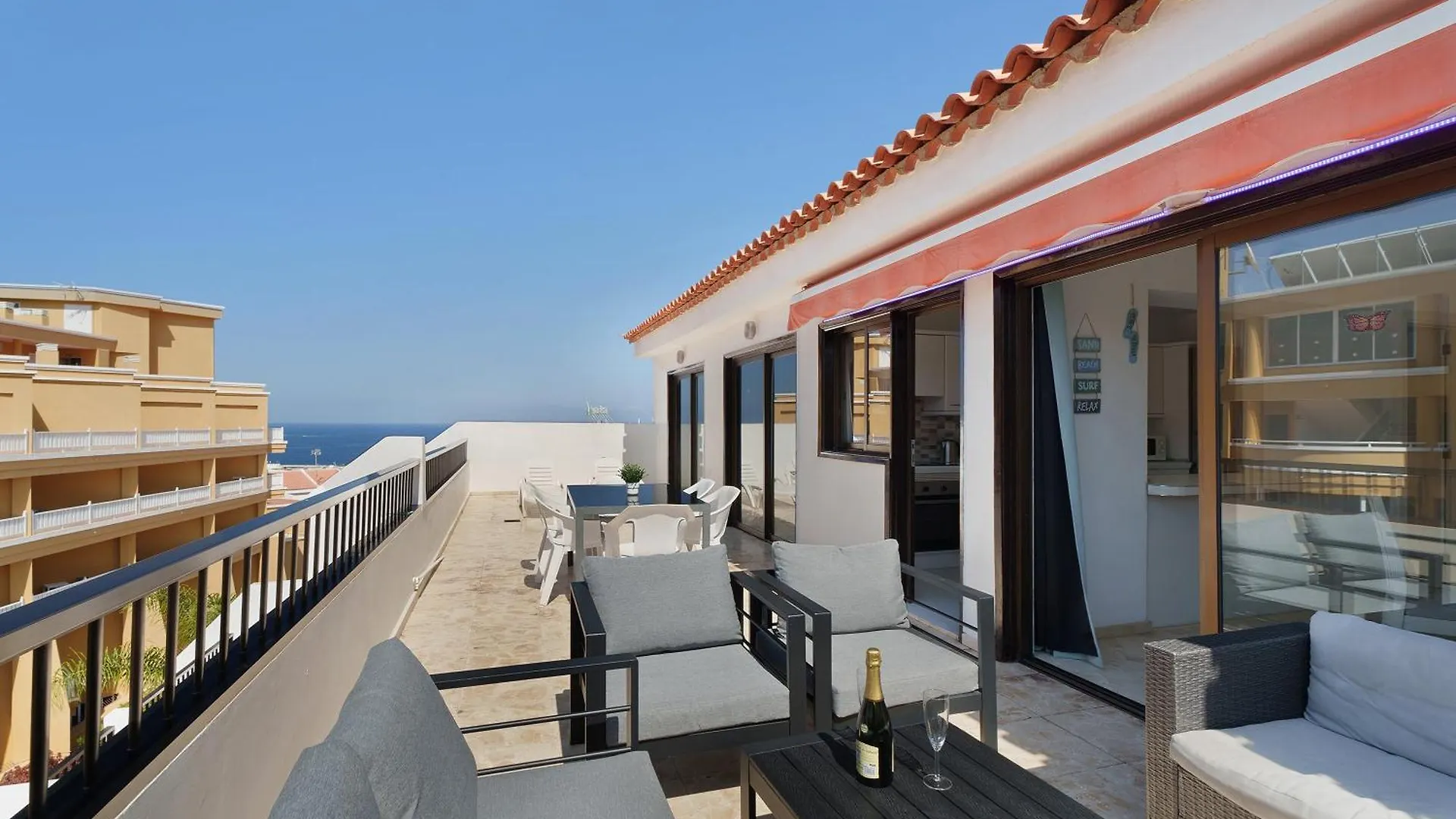 3 Bedrooms With Views Costa Adeje  Španělsko